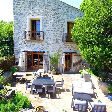 Atout Bed & Breakfast *